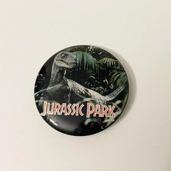 Vintage 1992 Lot of 2  Jurassic Park Buttons Security Pass All Ages Pinback Pin - Picture 3 of 16